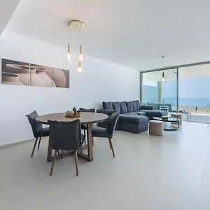 3 Bedroom Sea View Stupa Hills Benalmádena