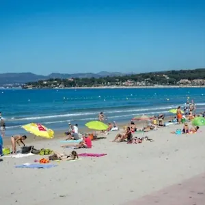 https://plage-soleil-charmant-studio.fr-provencehotel.com