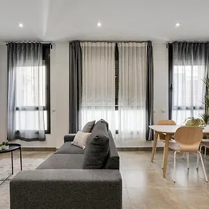 https://lucasland-vallirana.topbarcelonahotels.com